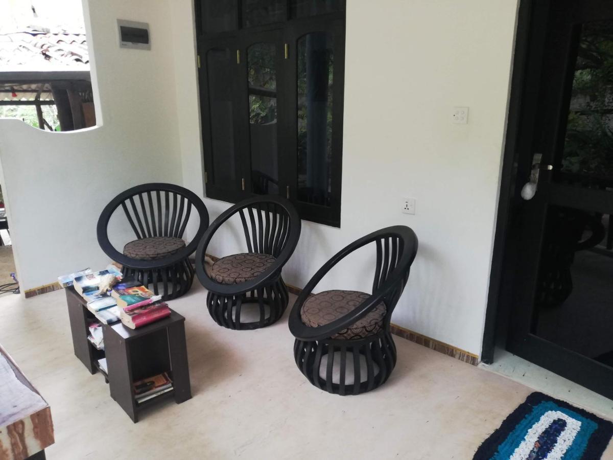 Sea Breeze Garden Hotel Tangalle Exterior foto