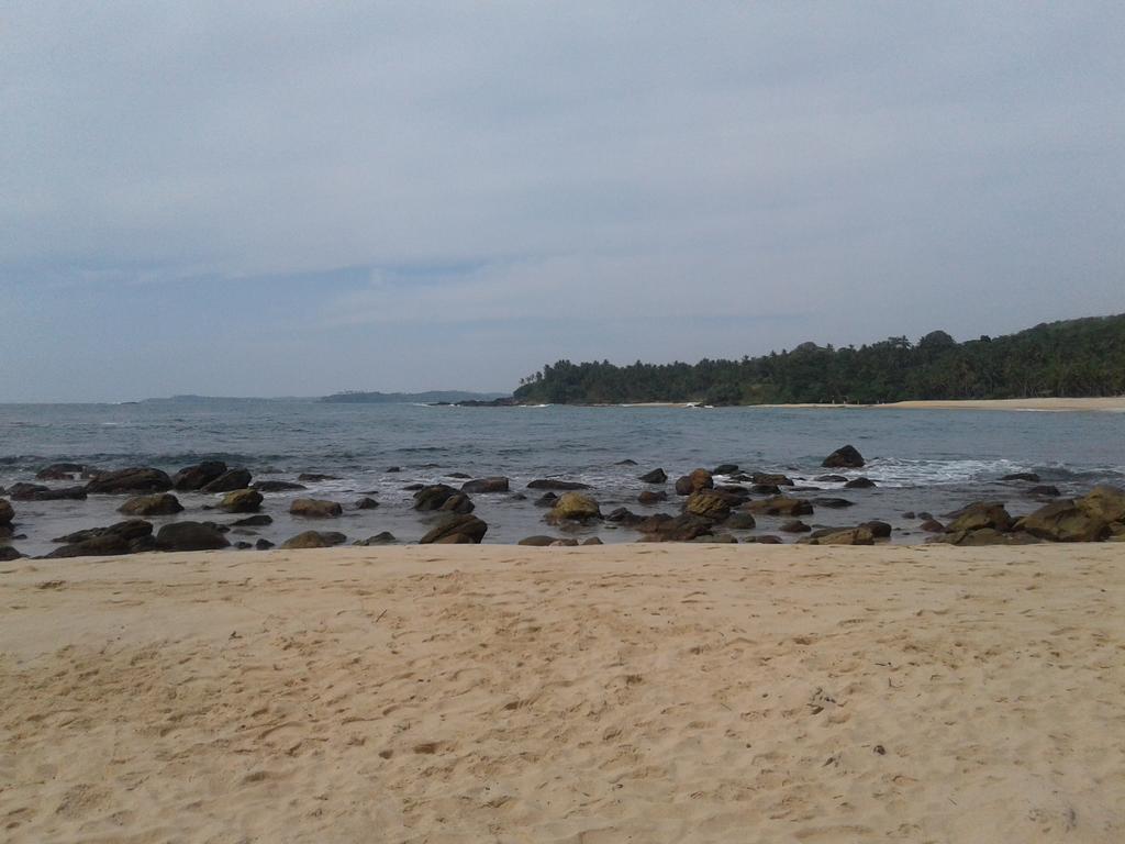 Sea Breeze Garden Hotel Tangalle Exterior foto