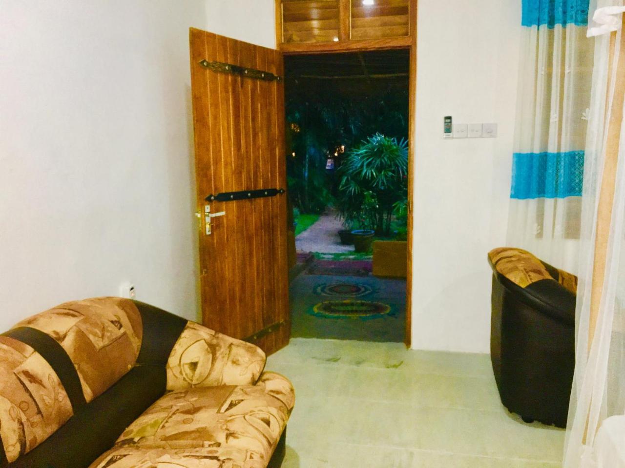 Sea Breeze Garden Hotel Tangalle Exterior foto