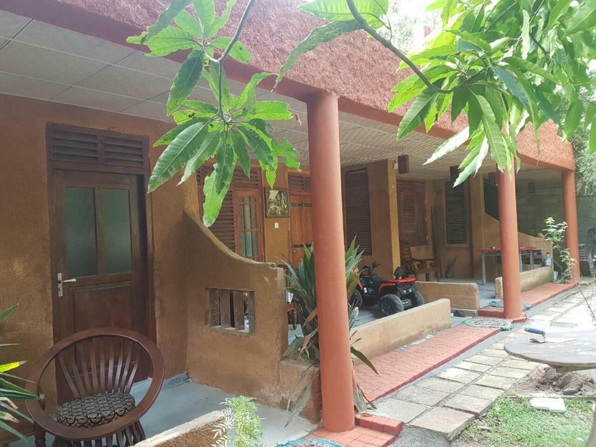 Sea Breeze Garden Hotel Tangalle Exterior foto